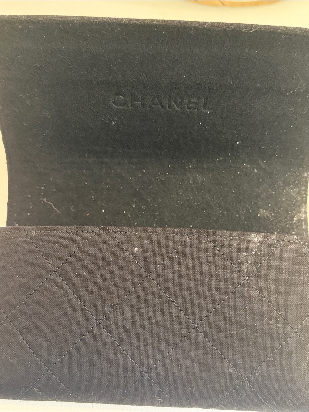 CHANEL Black Sunglasses with Gold CC Tweed Temples - Picture 8 of 8